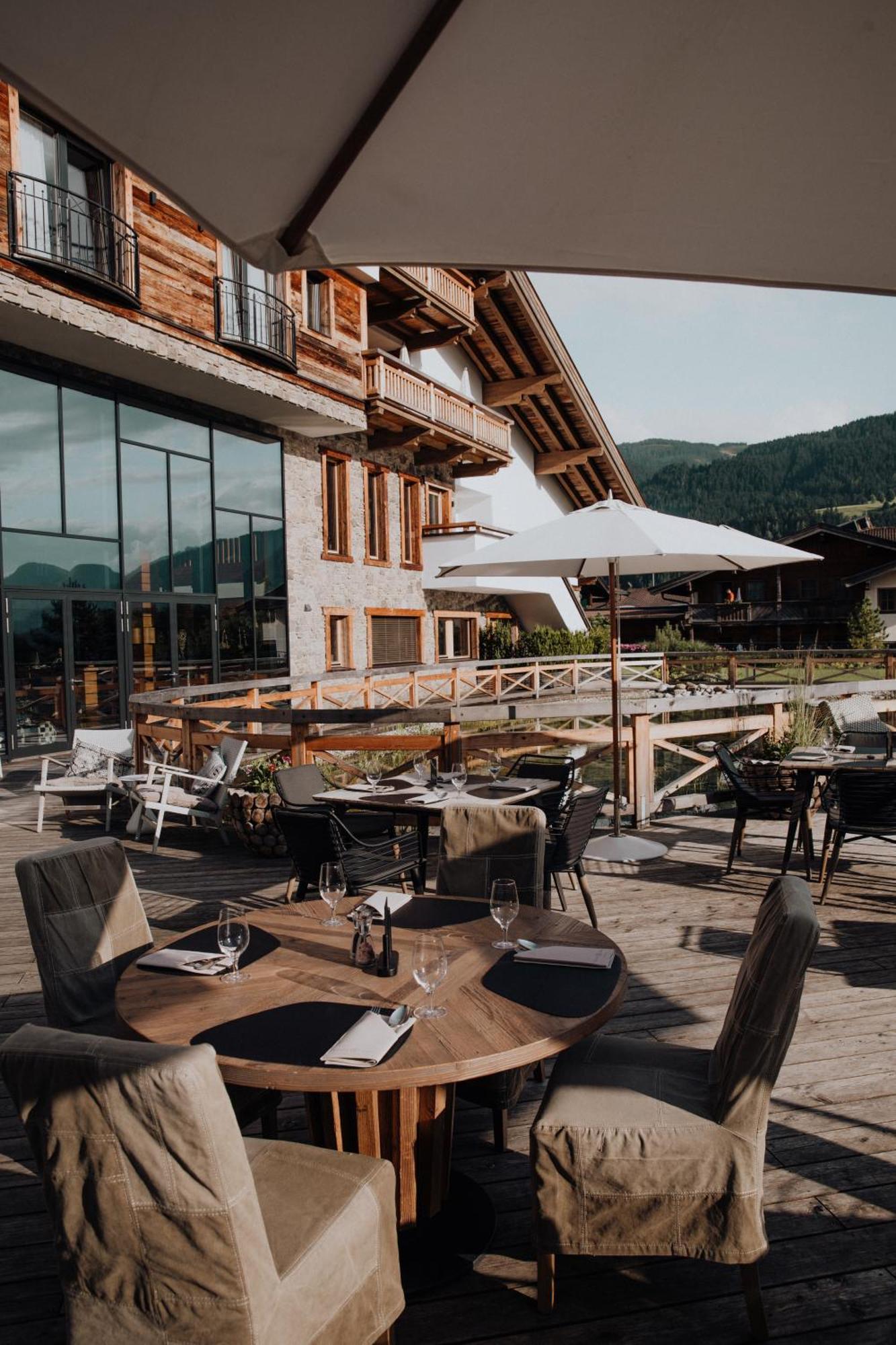 Hotel Kaiser In Tirol เชฟเฟา อัม วิลเดนไคเซอร์ ภายนอก รูปภาพ