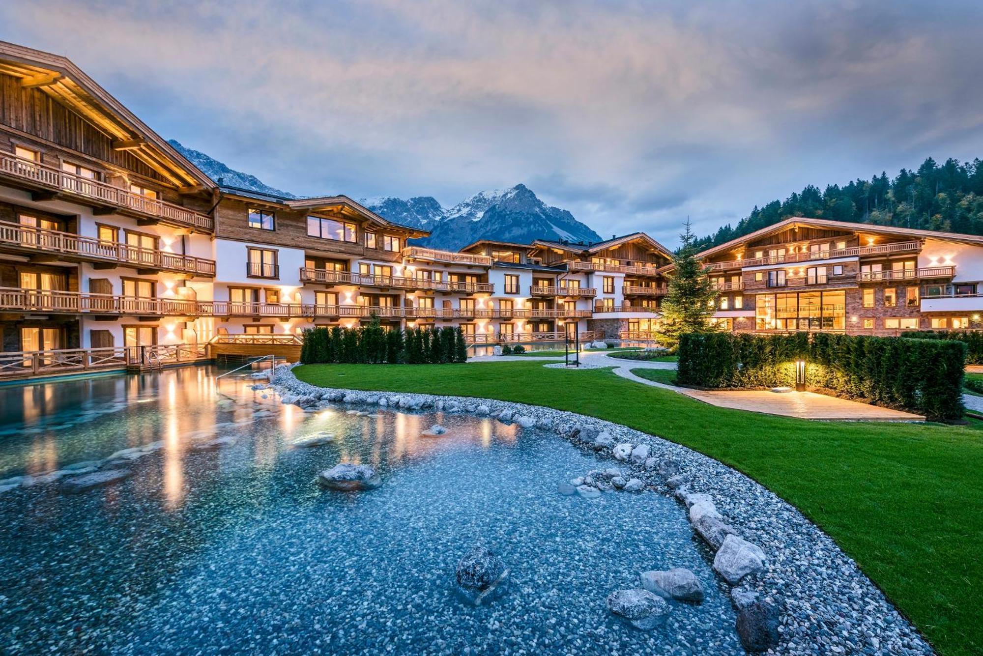 Hotel Kaiser In Tirol เชฟเฟา อัม วิลเดนไคเซอร์ ภายนอก รูปภาพ