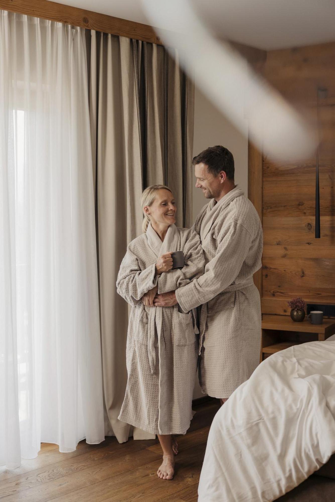 Hotel Kaiser In Tirol เชฟเฟา อัม วิลเดนไคเซอร์ ภายนอก รูปภาพ
